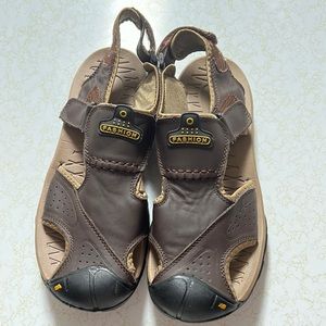 Men’s fashion sandals
